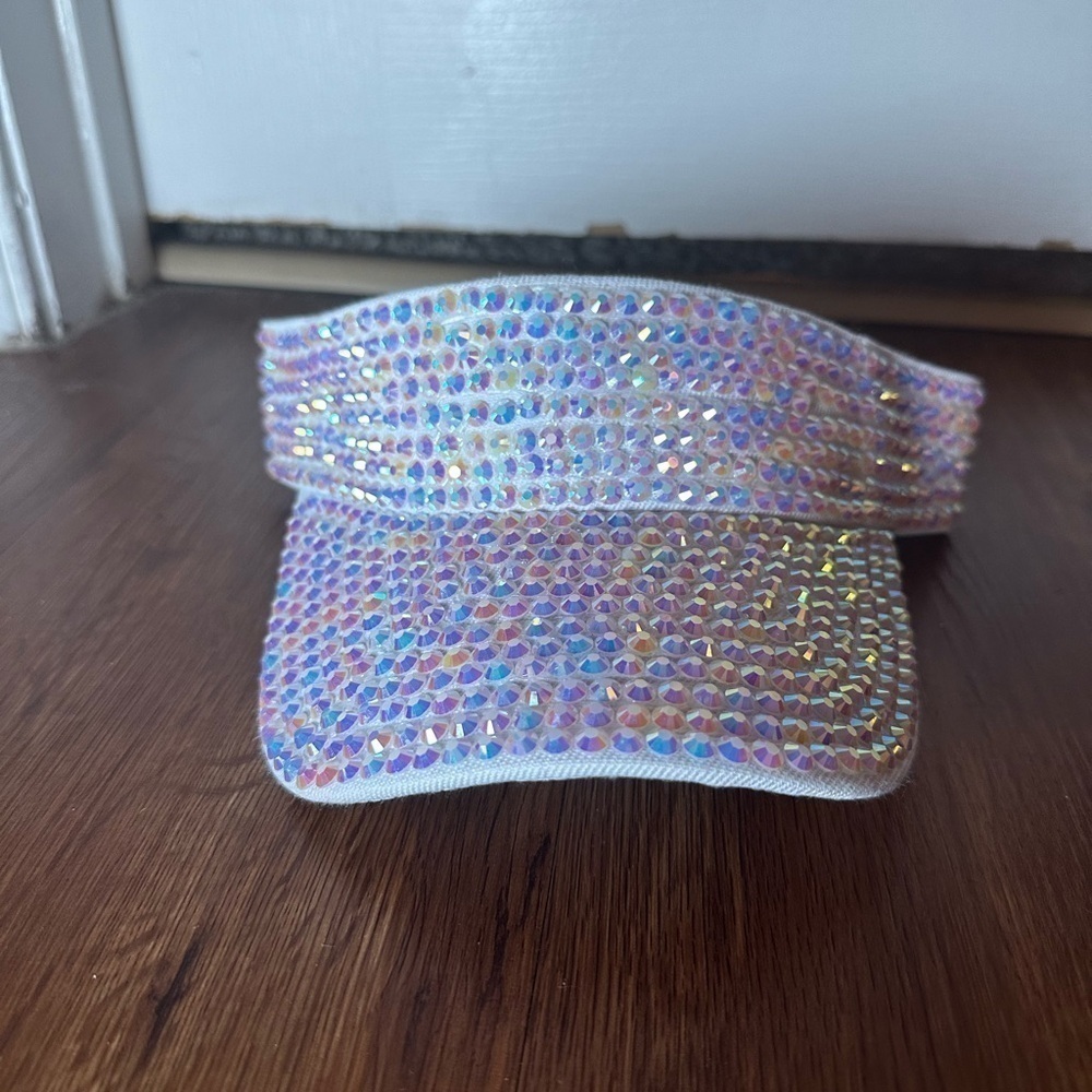 Rhinestone Visor - Picture 6 of 7
